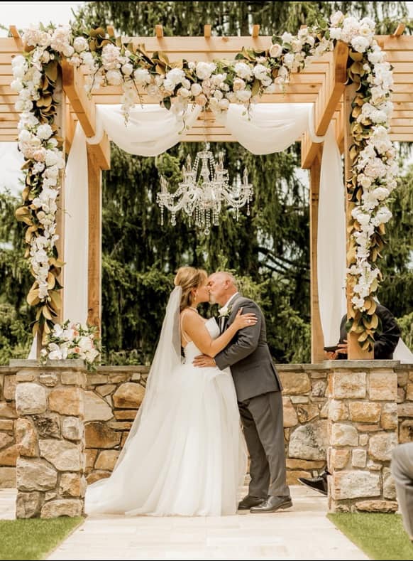 Lisa Robertson Wedding Images